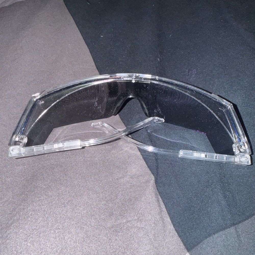 Clear Frame Gradient Sunglasses - Picture 2 of 2